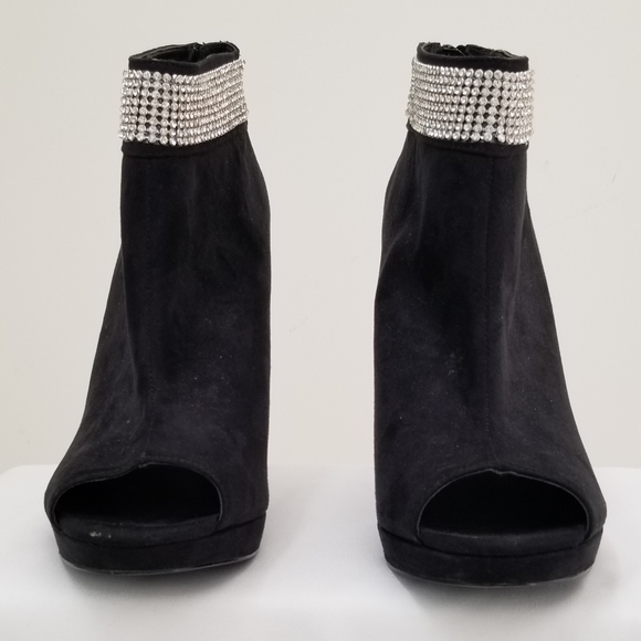 I. Miller Black Ankle Bootie with Rhinestones - Picture 1 of 2